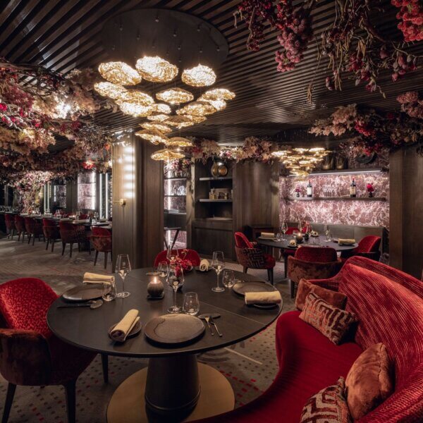 Bottleneck Courchevel restaurant Capezzone Architecture